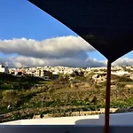 Alios Country Fira (Santorini)