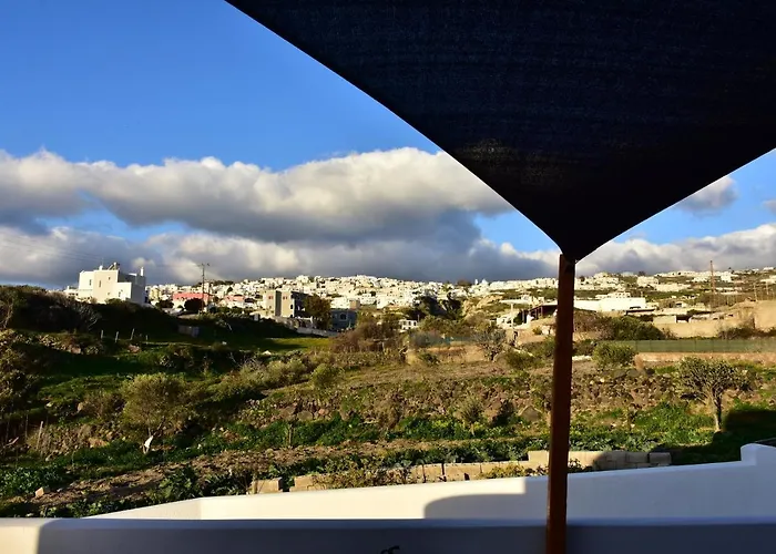 Alios Country Fira (Santorini)